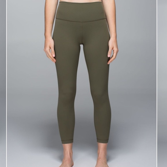 Lululemon High Times Crop - Picture 1 of 4